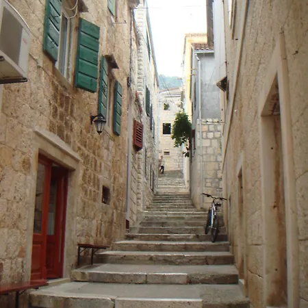 Jasmine Deluxe With Super-king Bed, Large Sun Terrace And Spectacular Views Apartment Vis