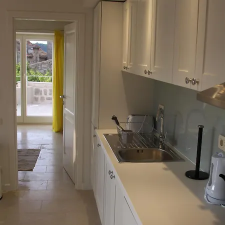 Apartment Jasmine Deluxe With Super-king Bed, Large Sun Terrace And Spectacular Views