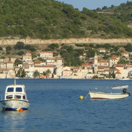 Jasmine Deluxe With Super-king Bed, Large Sun Terrace And Spectacular Views Vis