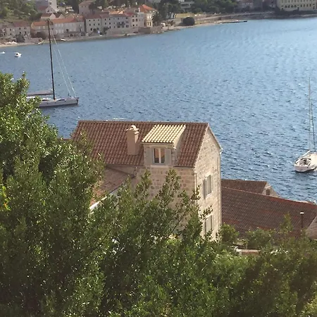 Jasmine Deluxe With Super-king Bed, Large Sun Terrace And Spectacular Views Apartment Vis