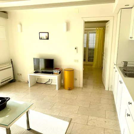 Apartment Jasmine Deluxe With Super-king Bed, Large Sun Terrace And Spectacular Views *