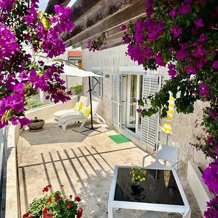 Apartment Jasmine Deluxe With Super-king Bed, Large Sun Terrace And Spectacular Views *